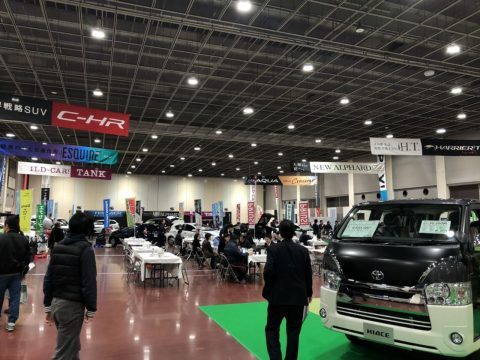 仙台トヨペット　モーターショー　卸町サンフェスタ　会場　雰囲気